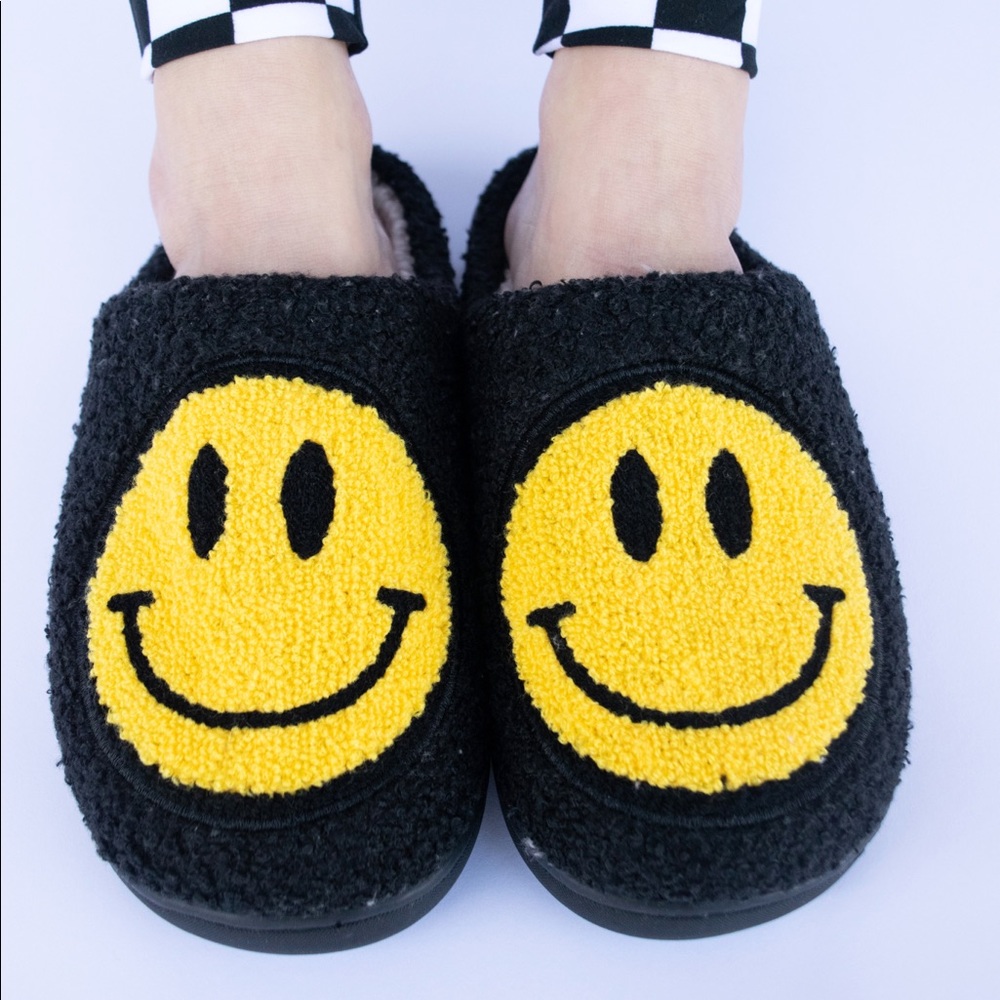 Smiley Face Slippers - Picture 4 of 4